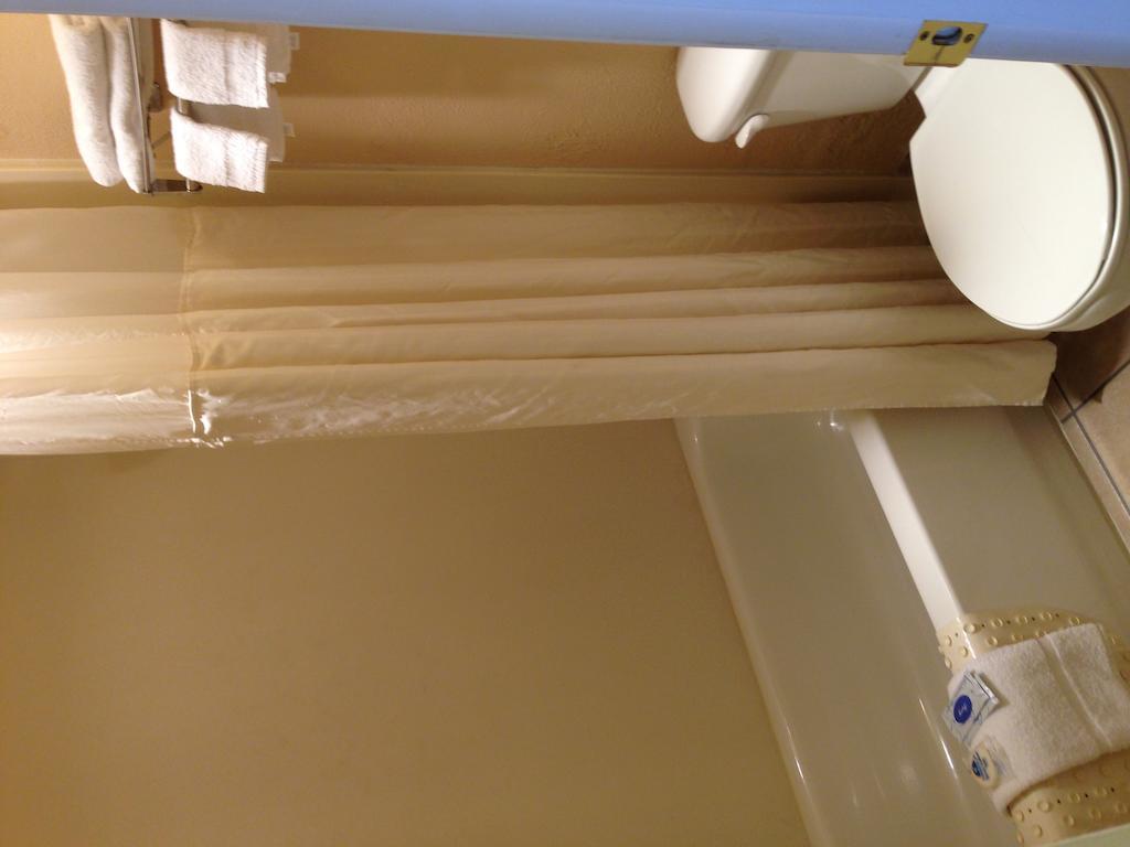 Americas Best Value Inn Hillsboro Eksteriør bilde