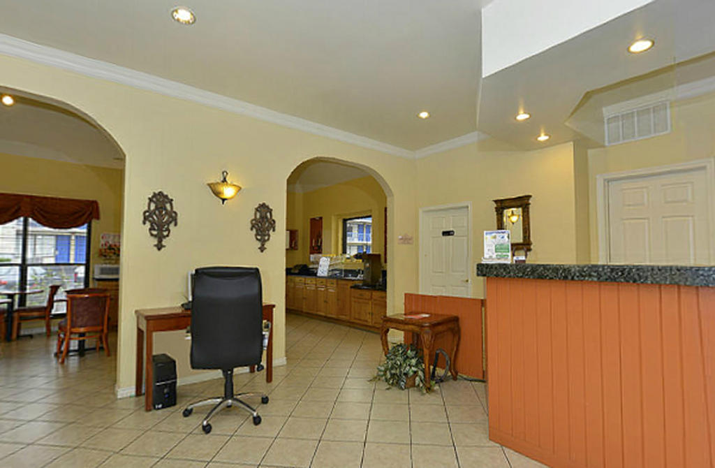 Americas Best Value Inn Hillsboro Eksteriør bilde